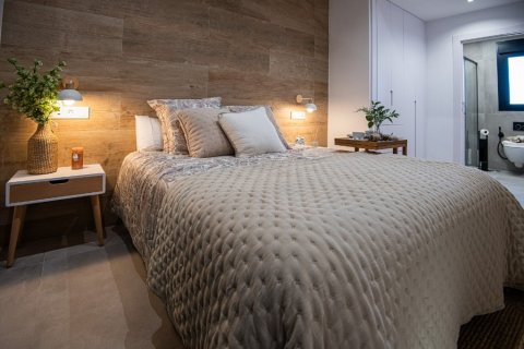 Kaupunkipientalo myytävänä Alicante, Espanja, 3 makuuhuonetta, 220 m2 No. 145103 - kuva 13