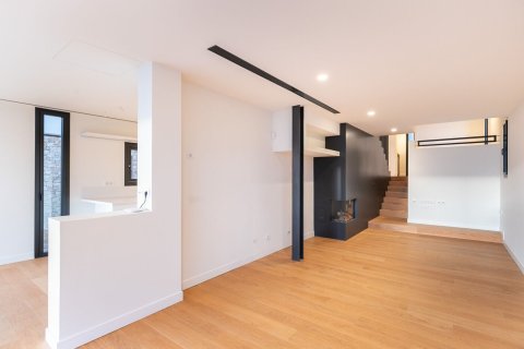 House zum Verkauf in Barcelona, Spanien 6 Schlafzimmer, Nr. 141013 - Foto 6