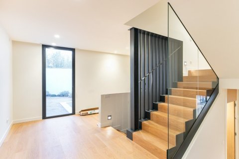 House zum Verkauf in Barcelona, Spanien 6 Schlafzimmer, Nr. 141013 - Foto 10