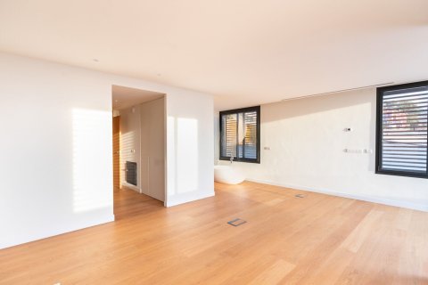 House zum Verkauf in Barcelona, Spanien 6 Schlafzimmer, Nr. 141013 - Foto 13