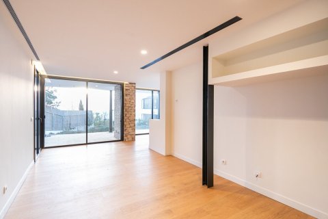 House zum Verkauf in Barcelona, Spanien 6 Schlafzimmer, Nr. 141013 - Foto 4