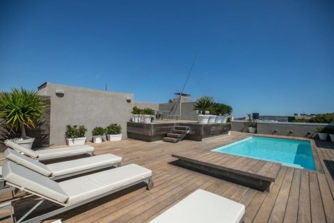 Apartamento en venta en Barcelona, España 5 dormitorios, No. 141016 - foto 18