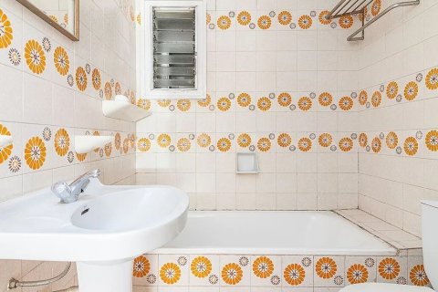 Huoneisto myytävänä Sant Cugat Del Valles, Barcelona, Espanja, 4 makuuhuonetta, No. 141010 - kuva 19