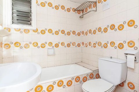 Huoneisto myytävänä Sant Cugat Del Valles, Barcelona, Espanja, 4 makuuhuonetta, No. 141010 - kuva 18