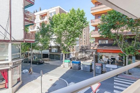 Huoneisto myytävänä Sant Cugat Del Valles, Barcelona, Espanja, 4 makuuhuonetta, No. 141010 - kuva 23