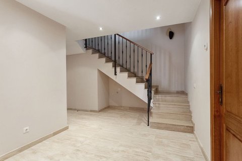 House for sale in Lloret de Mar, Girona, Spain 6 bedrooms,  No. 141014 - photo 14