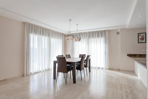 Продажа дома в Льорет-де-Мар, Герона, Испания 6 спален, №141014 - фото 3