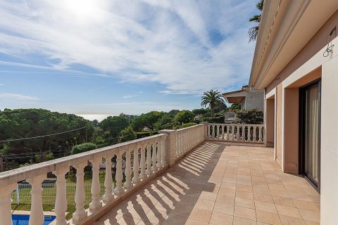 House for sale in Lloret de Mar, Girona, Spain 6 bedrooms,  No. 141014 - photo 23