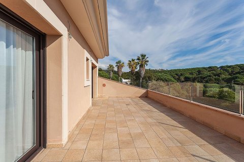 House for sale in Lloret de Mar, Girona, Spain 6 bedrooms,  No. 141014 - photo 21