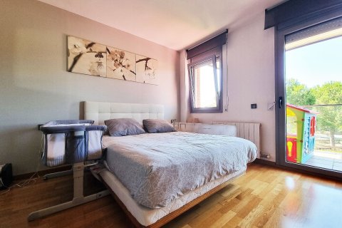 Lägenhet till salu i Sant Cugat Del Valles, Barcelona, Spanien 4 sovrum, Nr. 141011 - foto 16