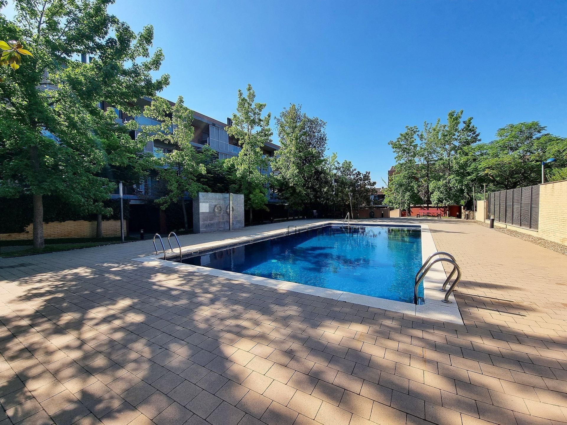 Apartment à Sant Cugat Del Valles, Barcelona, Espagne 4 chambres,  No. 141011