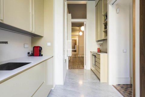 Apartamento en alquiler en Barcelona, España 3 dormitorios, 144 m2 No. 168923 - foto 13