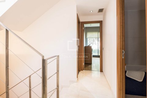 Villa en alquiler en Gavà, Barcelona, España 4 dormitorios, 280 m2 No. 168924 - foto 24
