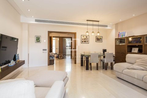 Villa en alquiler en Gavà, Barcelona, España 4 dormitorios, 280 m2 No. 168924 - foto 11
