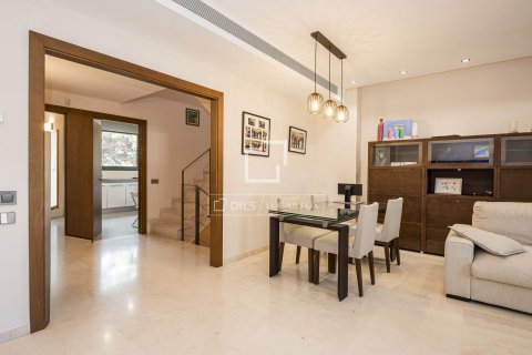 Villa en alquiler en Gavà, Barcelona, España 4 dormitorios, 280 m2 No. 168924 - foto 7