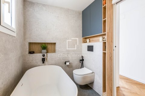 Penthauss pārdošanā Barcelona, Spānijā 1 istaba, 52 m2 Nr. 168928 - attēls 24
