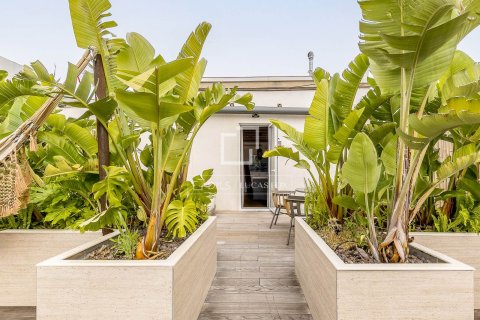 Penthauss pārdošanā Barcelona, Spānijā 1 istaba, 52 m2 Nr. 168928 - attēls 4
