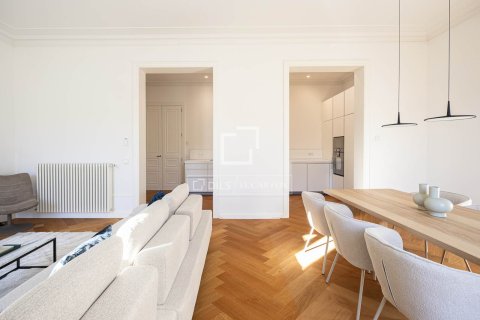 Apartment for rent in Barcelona, Spain 3 bedrooms, 170 sq.m. No. 168925 - photo 11
