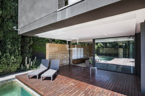 Villa för uthyrning i Castelldefels, Barcelona, Spanien 3 sovrum, 291 kvm. Nr. 168926 - foto 4