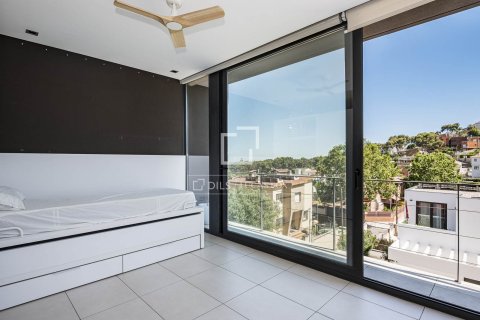 Villa för uthyrning i Castelldefels, Barcelona, Spanien 3 sovrum, 291 kvm. Nr. 168926 - foto 12