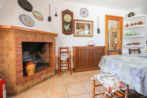 Villa for sale in Mallorca, Spain 4 bedrooms, 536 sq.m. No. 148079 - photo 24