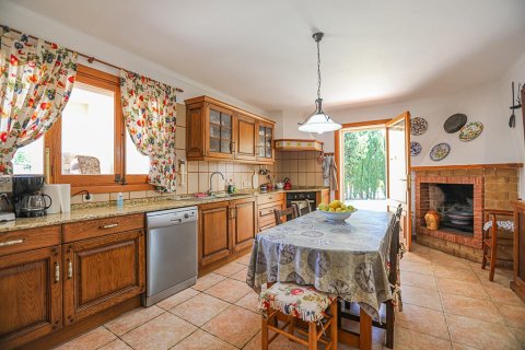 Villa for sale in Mallorca, Spain 4 bedrooms, 536 sq.m. No. 148079 - photo 27