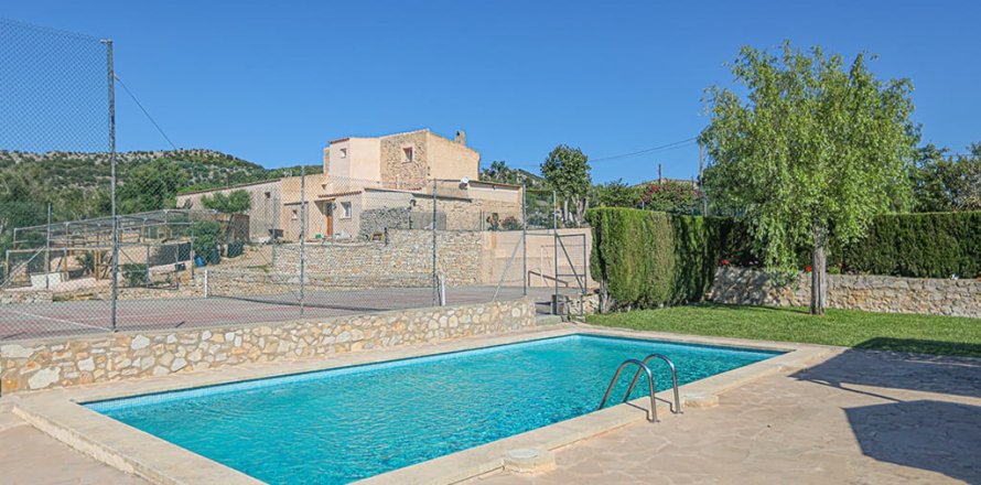 Villa in Manacor, Mallorca, Spanien 3 Schlafzimmer, 287 m2 Nr. 148080