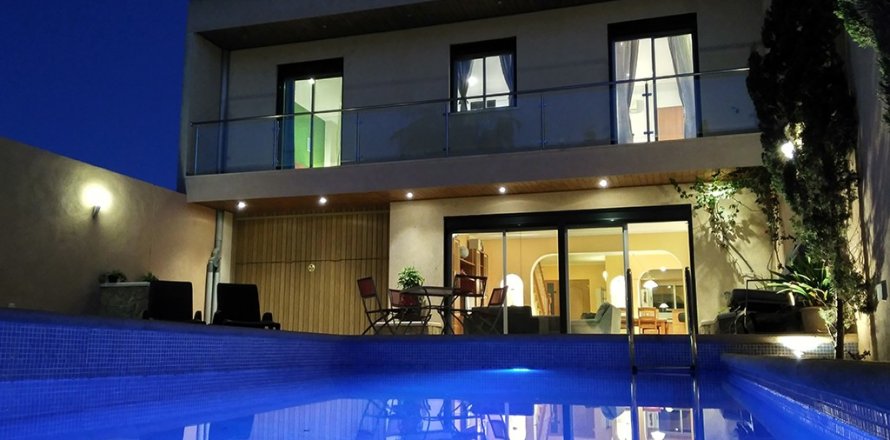 Villa i Vilafranca De Bonany, Mallorca, Spanien 5 sovrum, 262 kvm. Nr. 148082