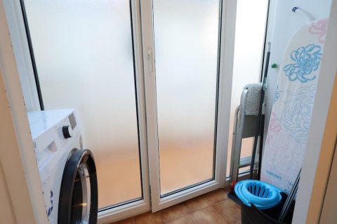 Bungalow for sale in Alicante, Spain 2 bedrooms, 81 sq.m. No. 148638 - photo 7