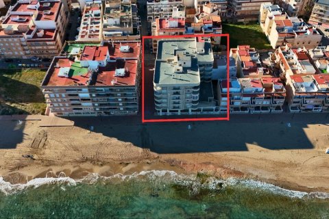 Apartment in La Mata, Alicante, Spain 3 bedrooms,  No. 148636