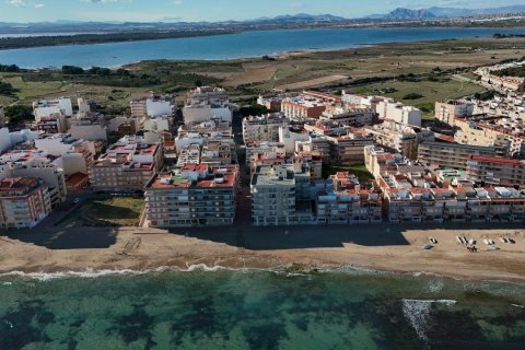 Apartment for sale in La Mata, Alicante, Spain 3 bedrooms,  No. 148636 - photo 2