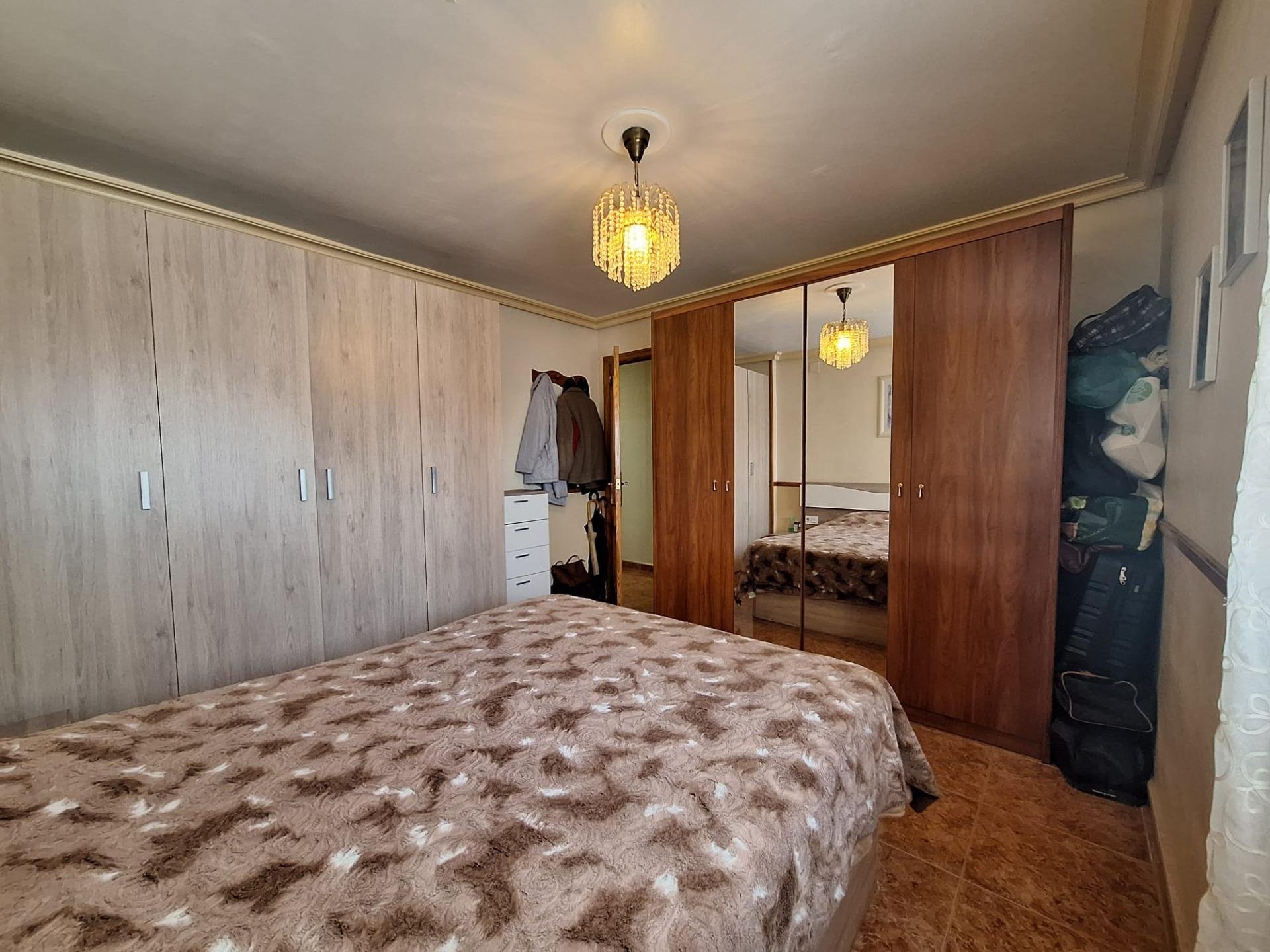 Appartamento a Alicante, Spagna 1 camera da letto, 81 mq. N° 183006