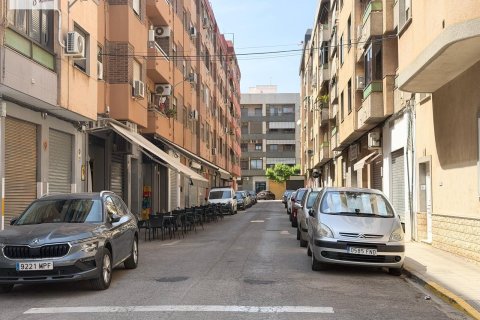 Apartment for sale in Massanassa, Valencia, Spain 1 bedroom, 70 sq.m. No. 183007 - photo 24