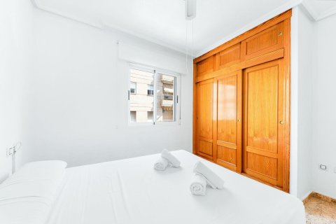 Apartament w Torrevieja, Alicante, Hiszpania 3 sypialnie, 102 mkw. nr 183003 – zdjęcie 9