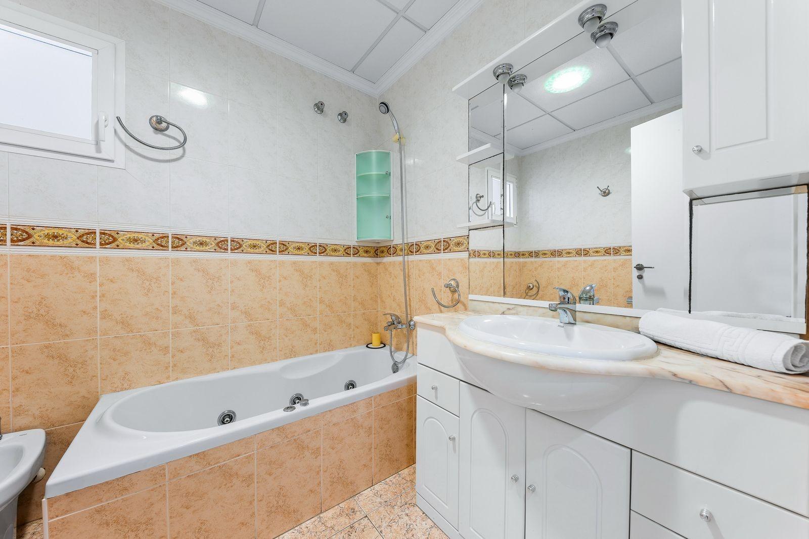 Apartament w Torrevieja, Alicante, Hiszpania 3 sypialnie, 102 mkw. nr 183003