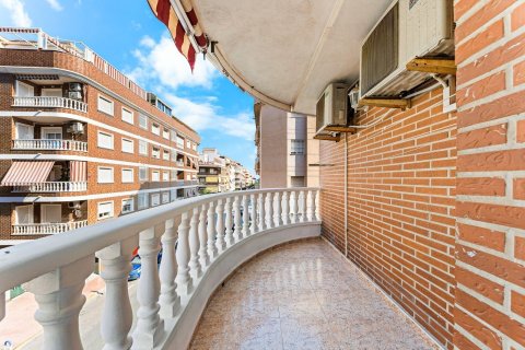 Apartament w Torrevieja, Alicante, Hiszpania 3 sypialnie, 102 mkw. nr 183003 – zdjęcie 23