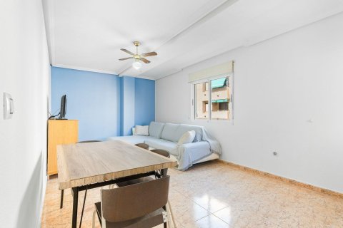 Apartament w Torrevieja, Alicante, Hiszpania 3 sypialnie, 102 mkw. nr 183003 – zdjęcie 18