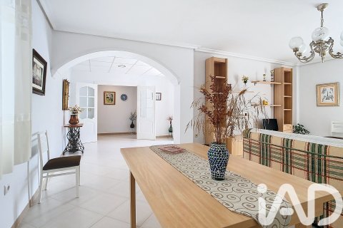 Villa for sale in Vejer de la Frontera, Cadiz, Spain 9 bedrooms, 623 sq.m. No. 172209 - photo 5