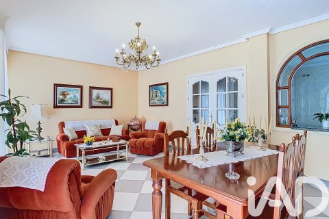 Villa for sale in Vejer de la Frontera, Cadiz, Spain 9 bedrooms, 623 sq.m. No. 172209 - photo 15