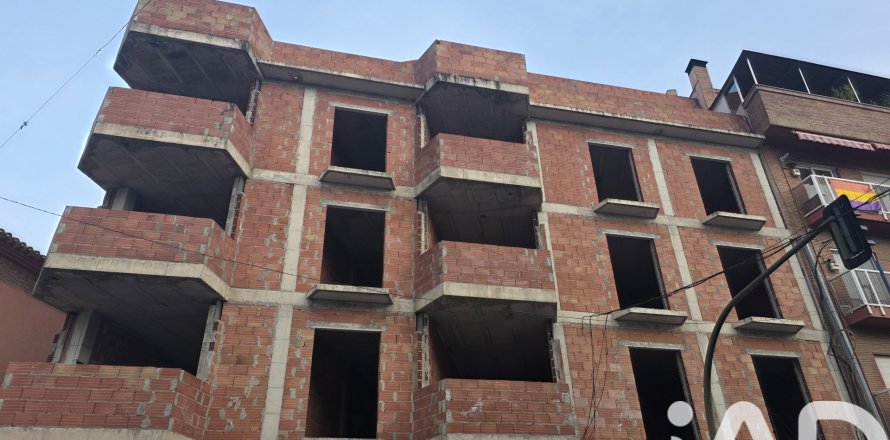 Commercial property in Calasparra, Murcia, Spain No. 172185