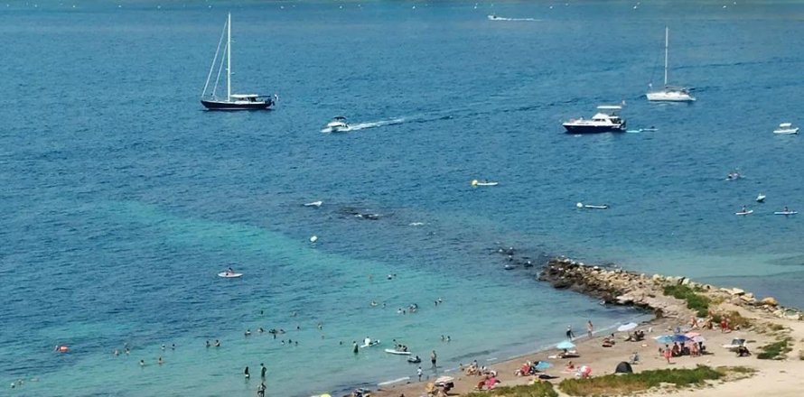 Huoneisto Cabo De Las Huertas, Alicante, Espanja 4 makuuhuonetta, 178 m2 No. 168819