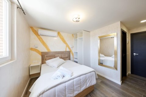 Hotel zum Verkauf in Cabo De Las Huertas, Alicante, Spanien 19 Schlafzimmer,  Nr. 168817 - Foto 12