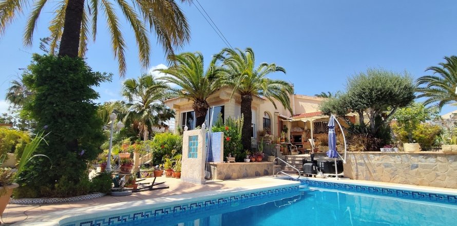 Villa in Ciudad Quesada, Alicante, Spanien 3 Schlafzimmer, 140 m2 Nr. 189838