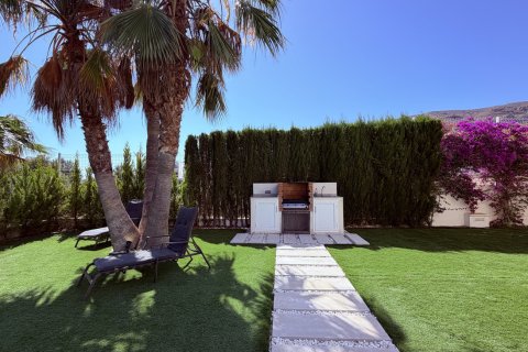 Villa pārdošanā Finestrat, Alicante, Spānijā 4 istabas, Nr. 189839 - attēls 11