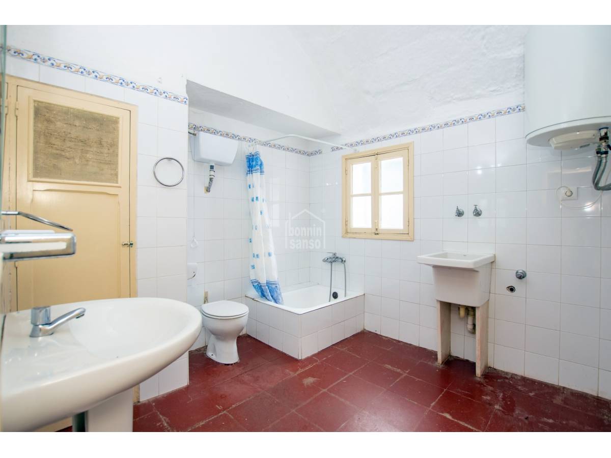 Дом в Сьютаделья-де-Менорка, Менорка, Испания 8 спален, 938м2 №65342