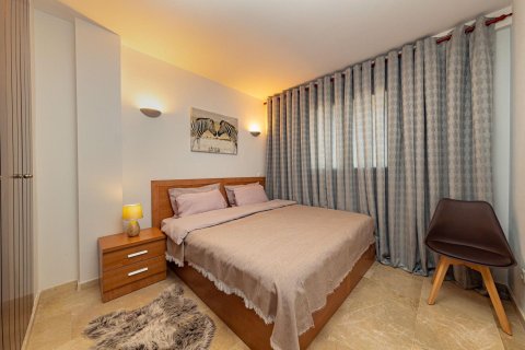 Wohnung zum Verkauf in Torrevieja, Alicante, Spanien 2 Schlafzimmer,  Nr. 165339 - Foto 3