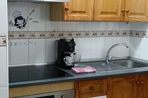 Сasa en venta en Torrevieja, Alicante, España 4 dormitorios, 66 m2 No. 167481 - foto 11