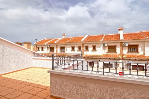 Radhus till salu San Miguel de Salinas, Alicante, Spanien 3 sovrum, 102 kvm. Nr. 115134 - foto 15