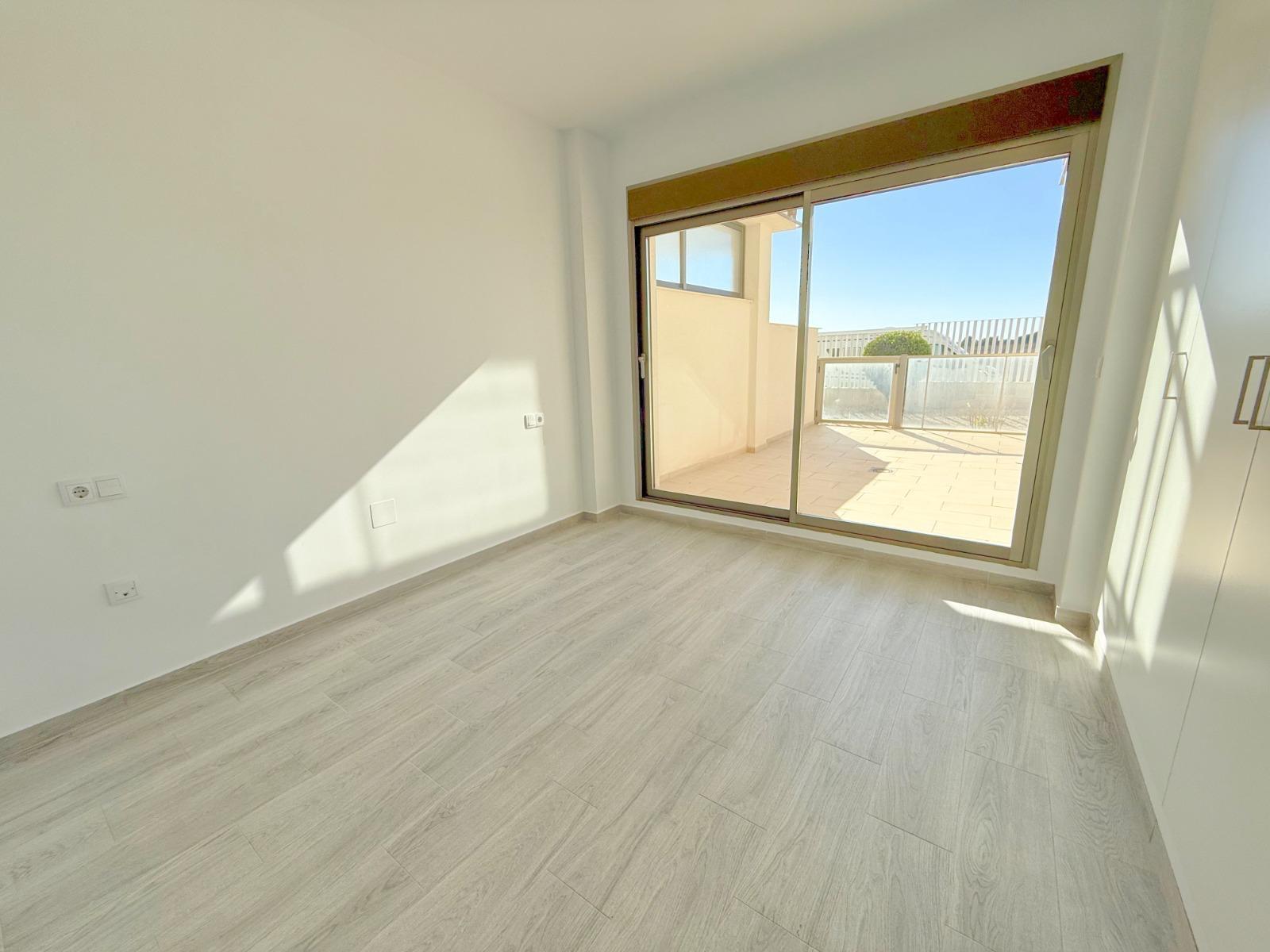 Apartment à La Zenia, Alicante, Espagne 3 chambres, 139 m2 No. 138386