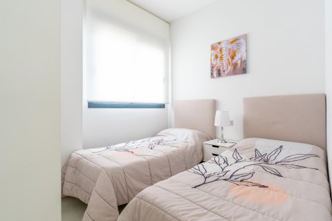 Apartamento en venta Torrevieja, Alicante, España 2 dormitorios, 65 m2 No. 138387 - foto 11